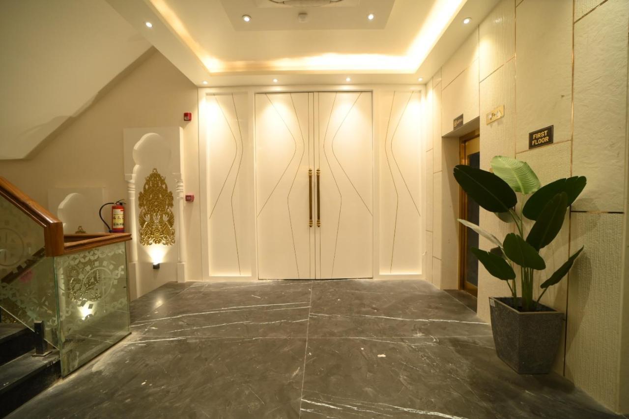 Hotel Gold In Leaf Aligarh Exterior photo